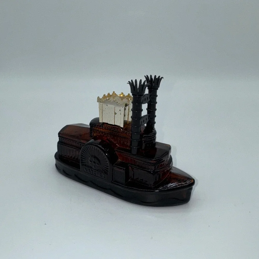 Vintage Avon Natchez Side‎ Wheeler After Shave Decanter, Collectible Boat Empty